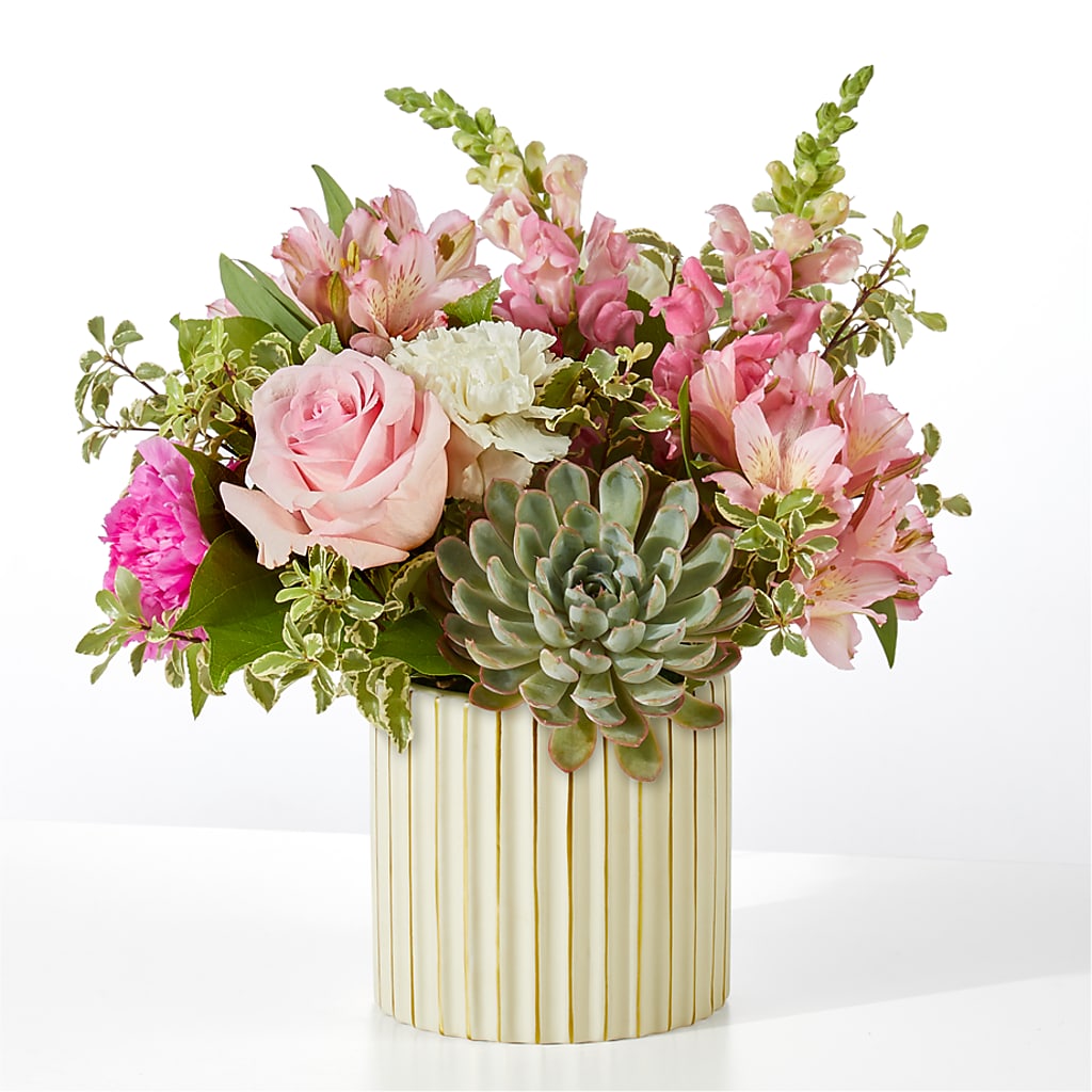 Magenta Musings Bouquet – CASSIDY'S FLOWERS, Newmarket ON