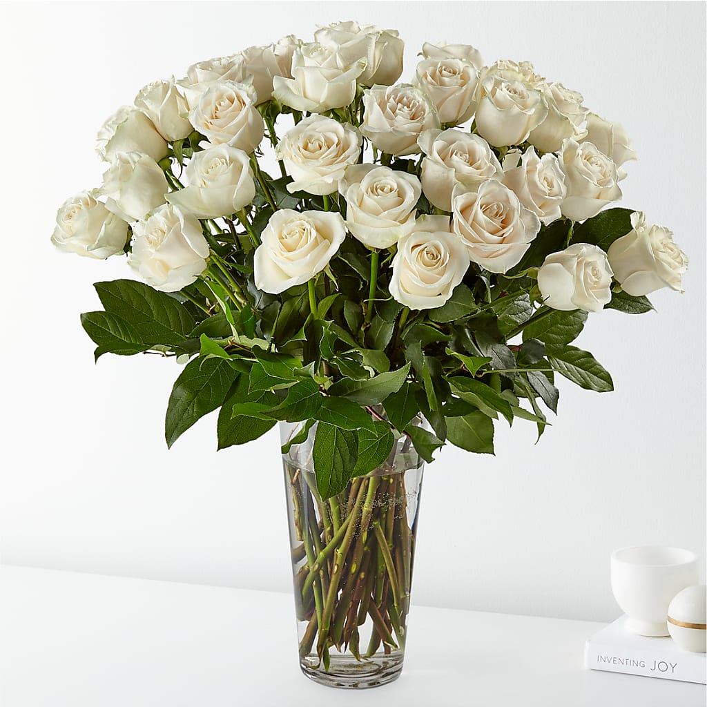 Long Stem White Rose Bouquet – CASSIDY'S FLOWERS, Newmarket ON
