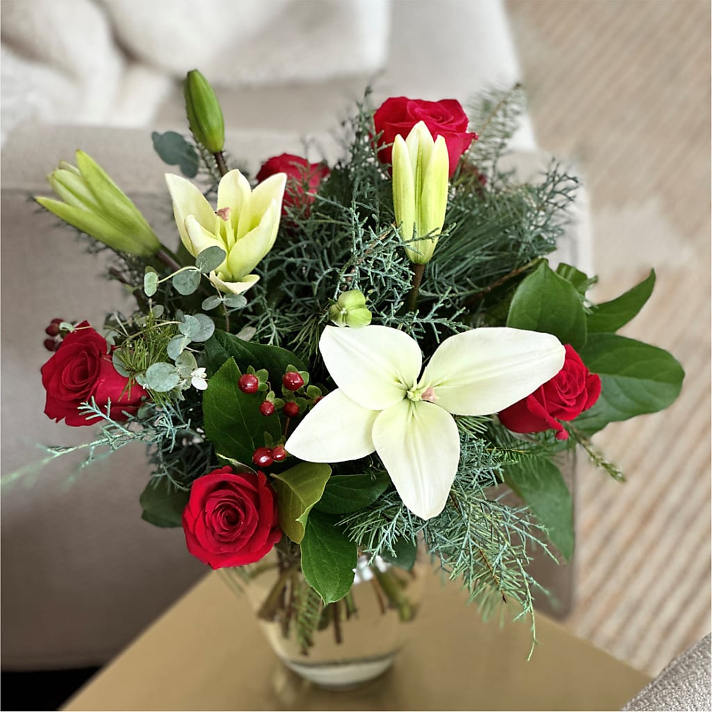 Glittering Lights Bouquet – CASSIDY'S FLOWERS, Newmarket ON