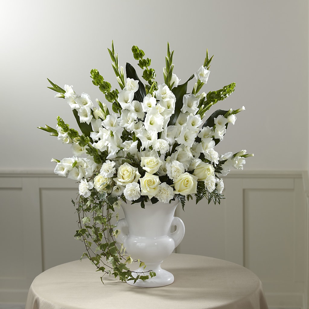 Fond Reflections Arrangement – CASSIDY'S FLOWERS, Newmarket ON