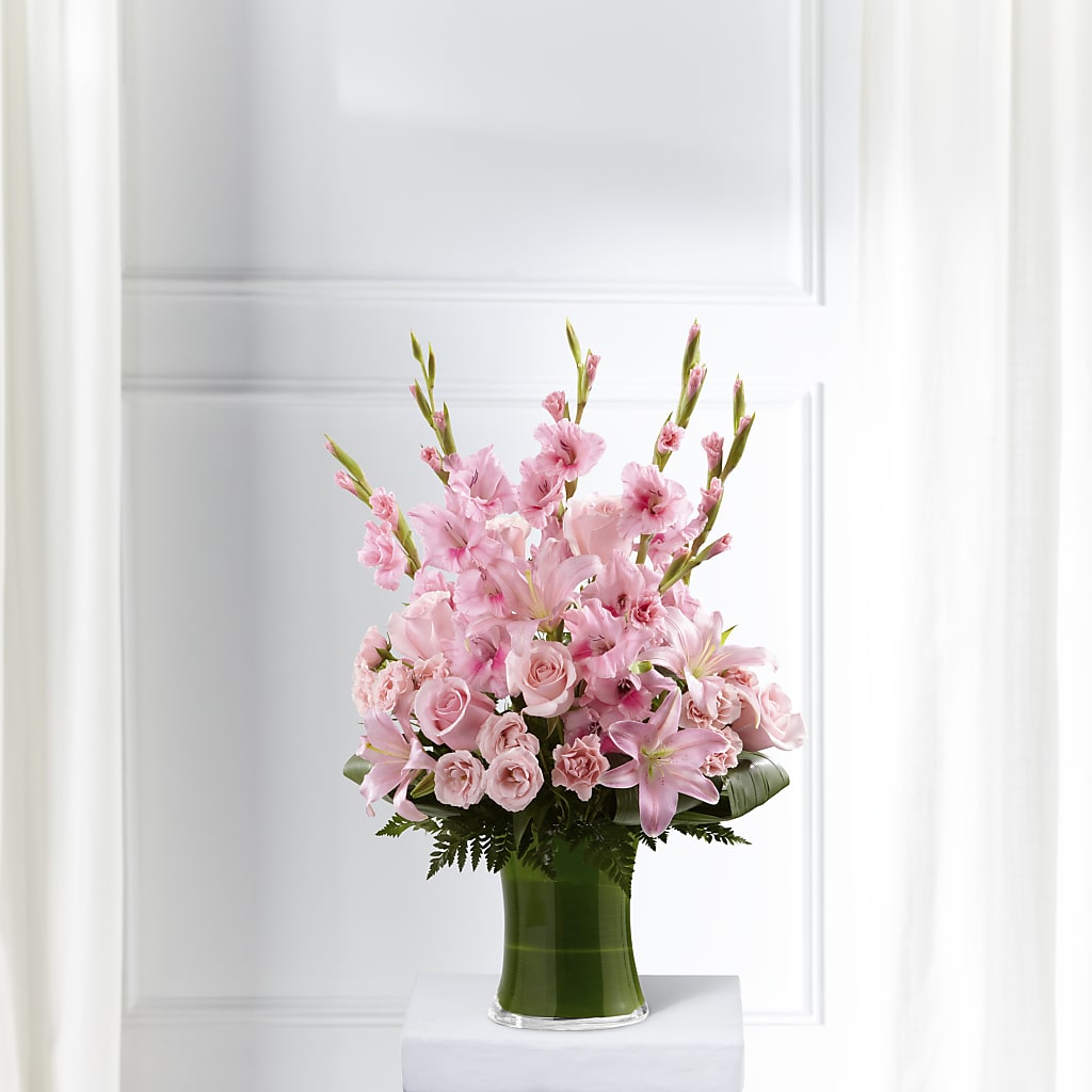 Lovely Tribute Bouquet – CASSIDY'S FLOWERS, Newmarket ON