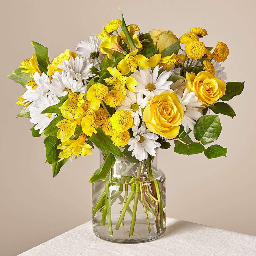 Sunny Sentiments Bouquet – CASSIDY'S FLOWERS, Newmarket ON