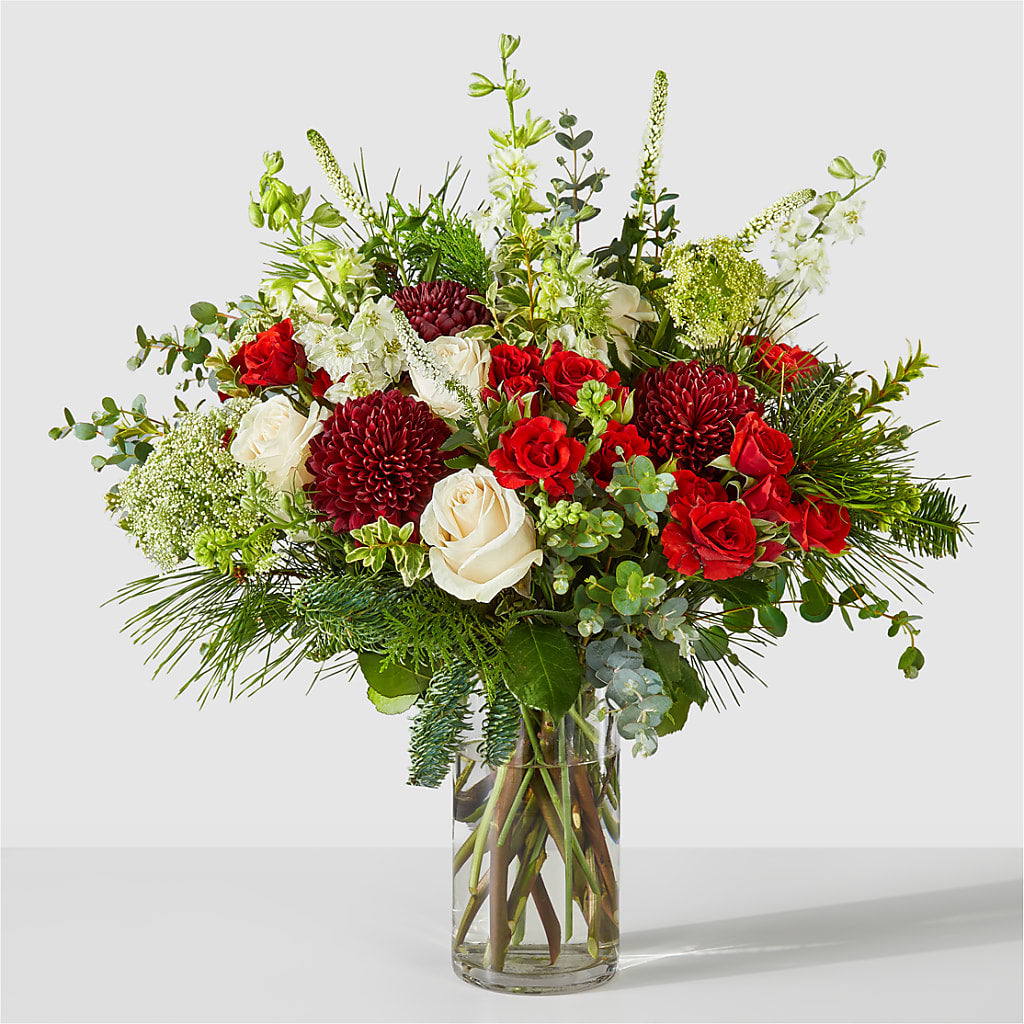 Favorite Traditions Bouquet – CASSIDY'S FLOWERS, Newmarket ON