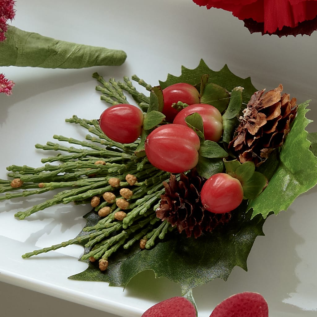 Red Berry Boutonniere – CASSIDY'S FLOWERS, Newmarket ON