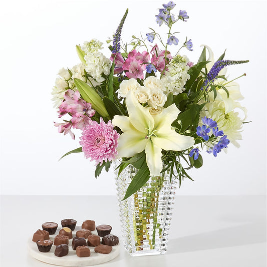 Winter Celebration Bouquet – CASSIDY'S FLOWERS, Newmarket ON