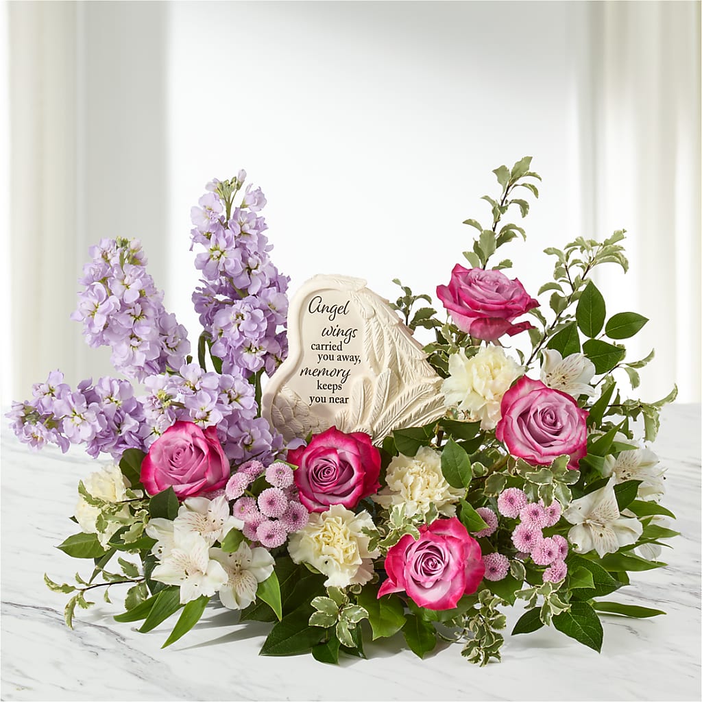 In My Heart Arrangement – CASSIDY'S FLOWERS, Newmarket ON