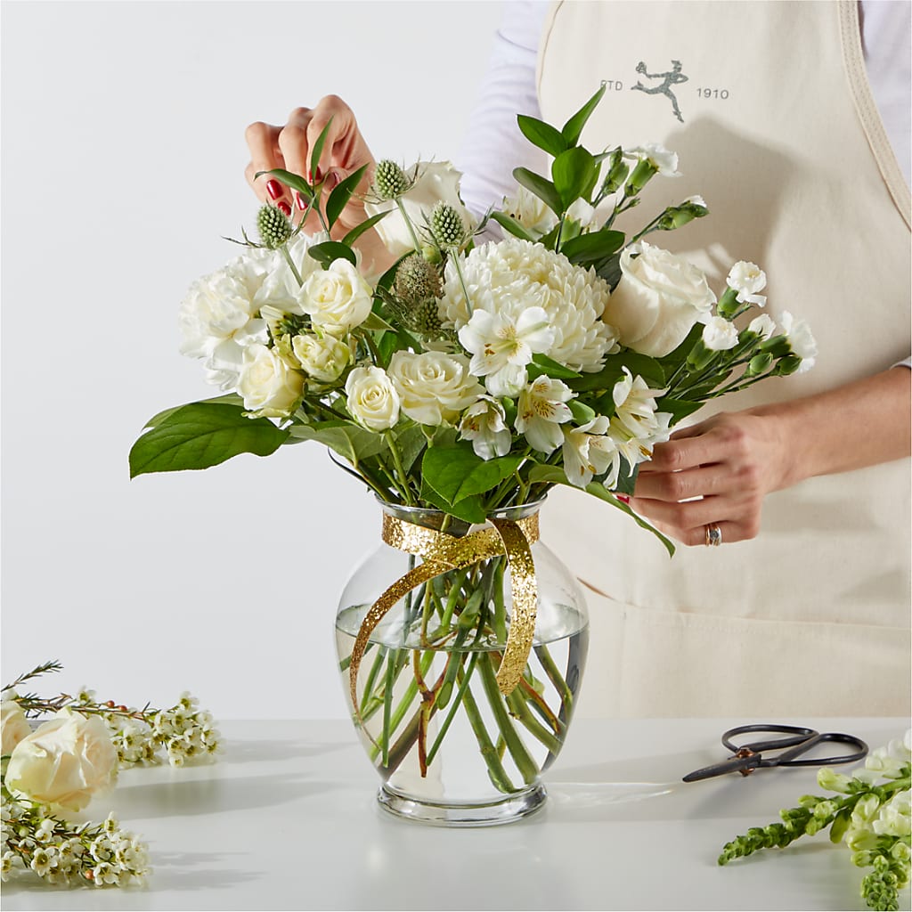 New Beginnings – A Florist Original – CASSIDY'S FLOWERS, Newmarket ON