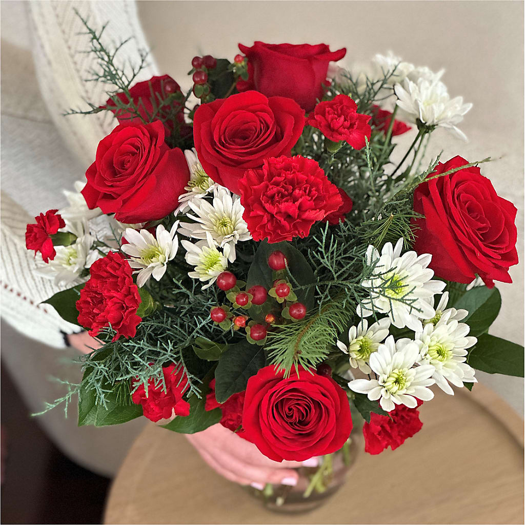 Seasonal Magic Bouquet – CASSIDY'S FLOWERS, Newmarket ON