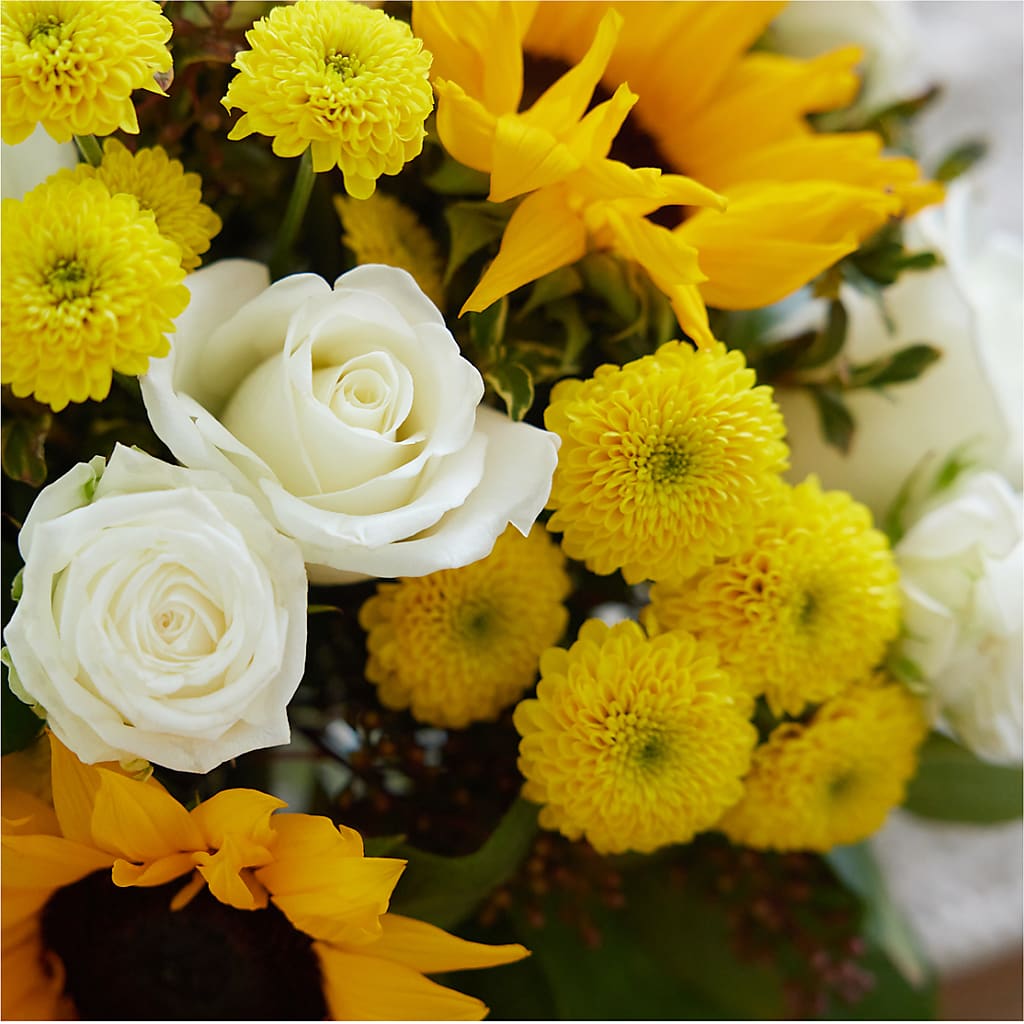 Luminous Morning Bouquet – CASSIDY'S FLOWERS, Newmarket ON