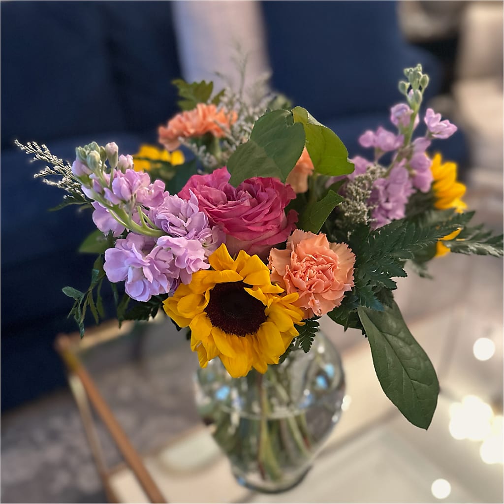 Yellow Brick Road Bouquet – CASSIDY'S FLOWERS, Newmarket ON