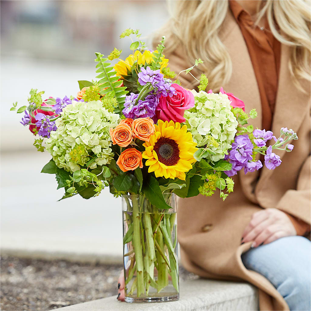 Vibrant Greetings Bouquet – CASSIDY'S FLOWERS, Newmarket ON