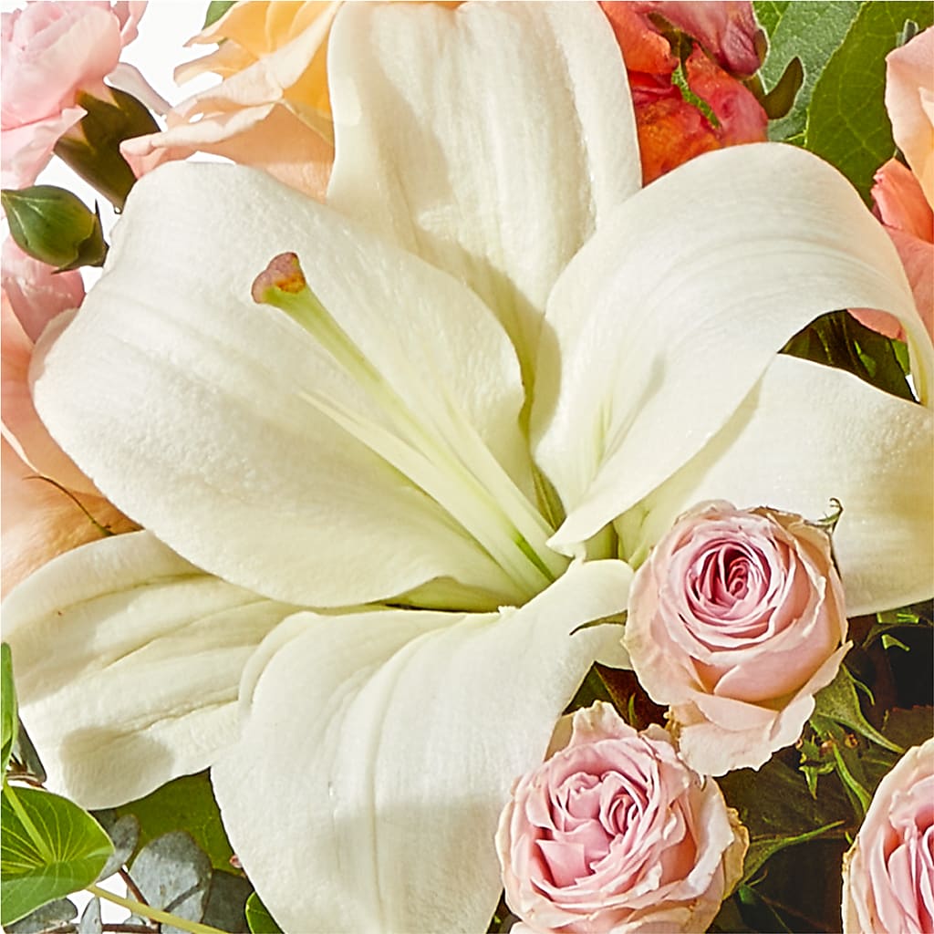 Grapefruit Splash Bouquet – CASSIDY'S FLOWERS, Newmarket ON